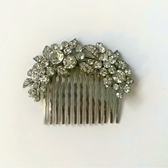 Silver Rhinestone Crystal Floral Hair Clip Pin Comb Wedding Bridal Headpiece - Picture 1 of 5